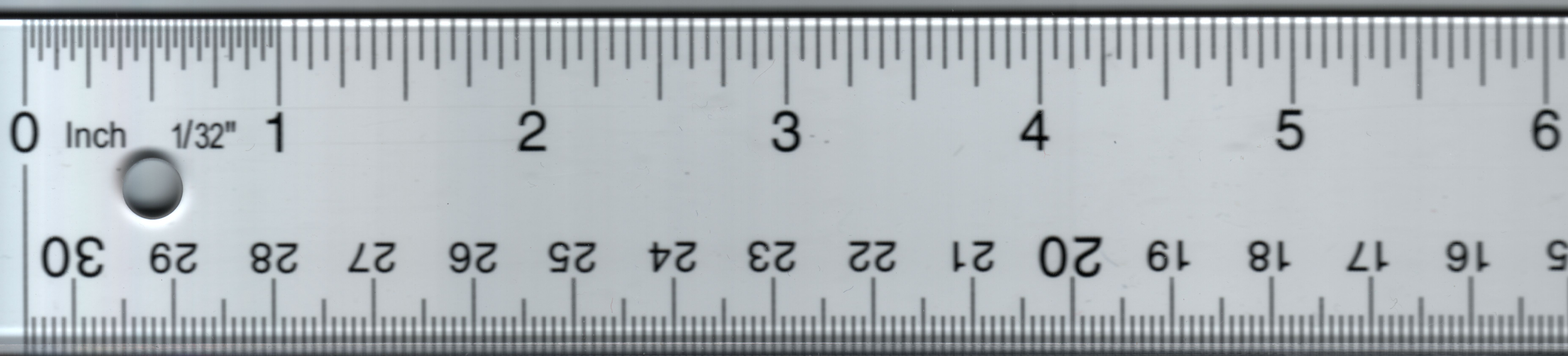1 сантиметр плюс 3 сантиметра. Линейка 1 см реальный размер. 2 5 См на линейке. Линейка в реальном размере. Линейка в реальную величину.